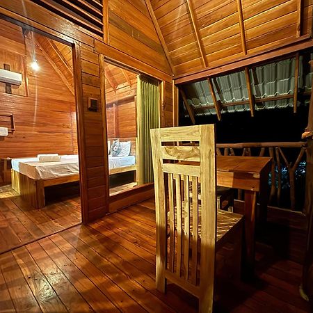 Woodholic Homestay Сігірія Екстер'єр фото