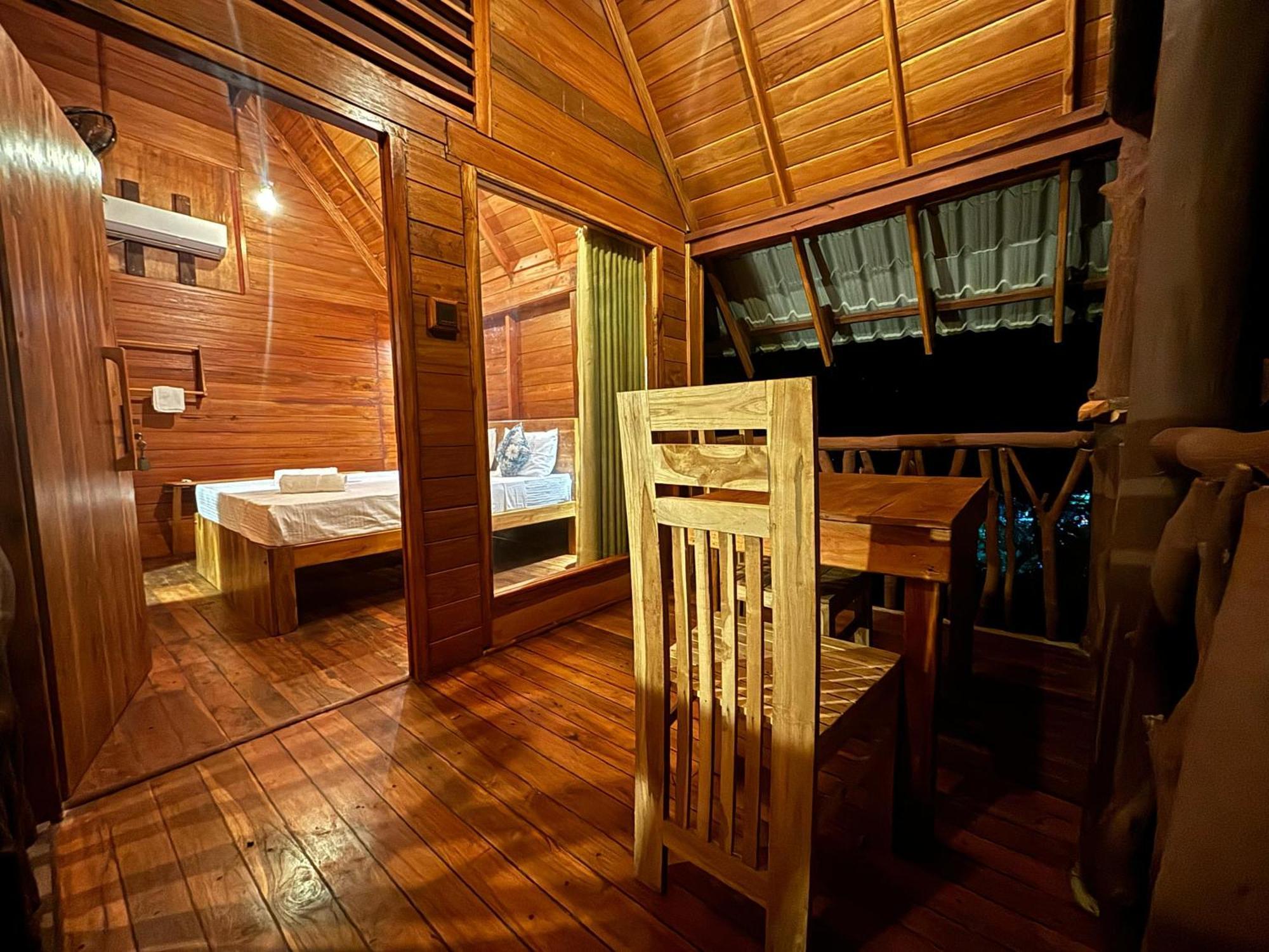 Woodholic Homestay Сігірія Екстер'єр фото