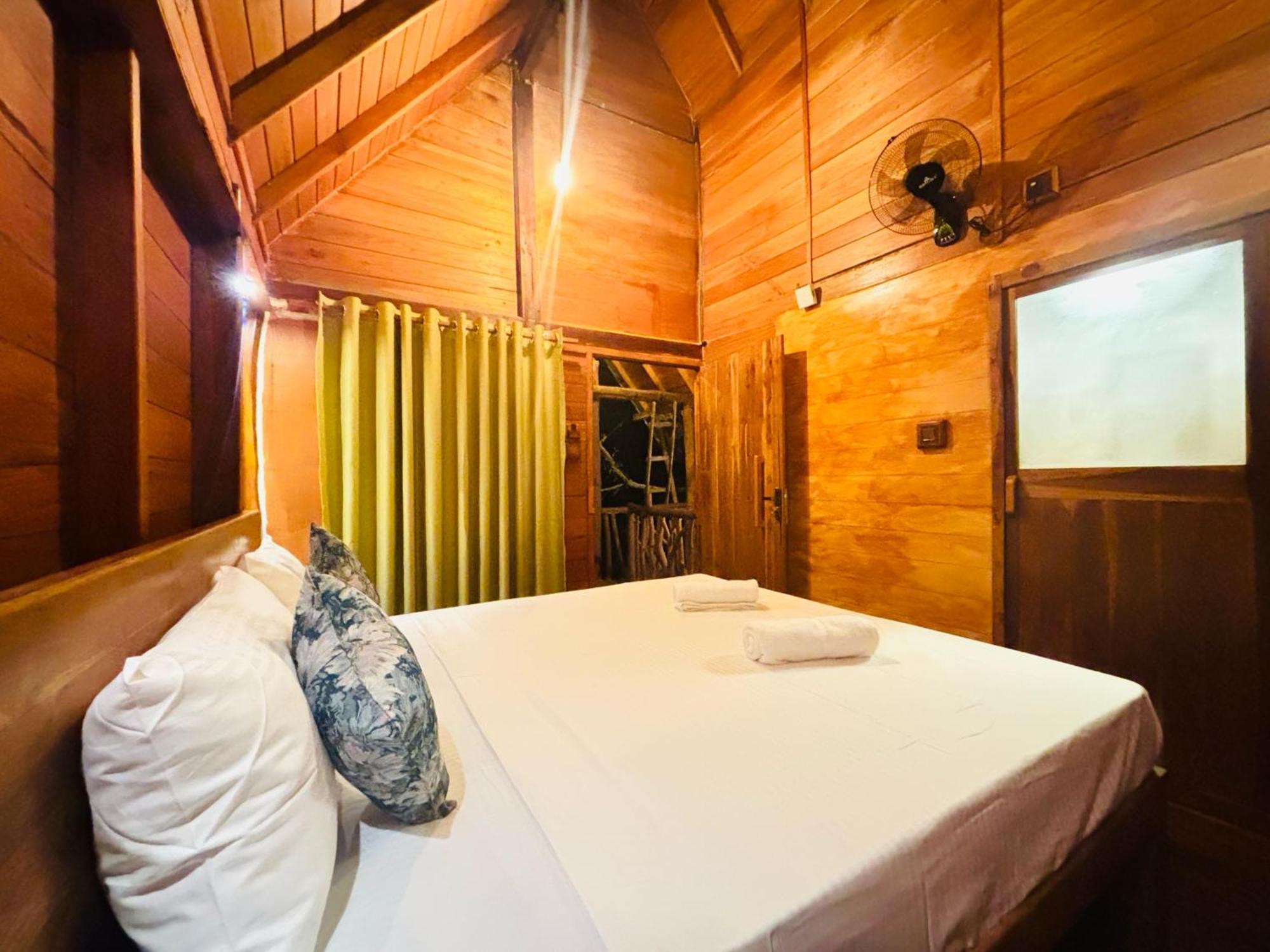 Woodholic Homestay Сігірія Екстер'єр фото